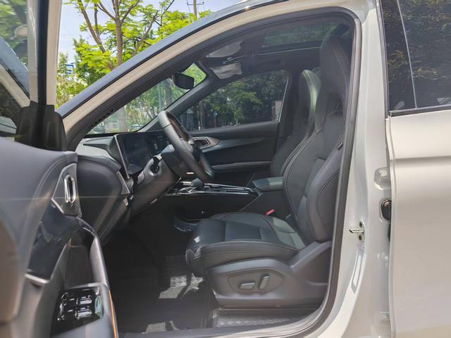 MG ONE 2025 1.5T 181 Ch Édition Starter