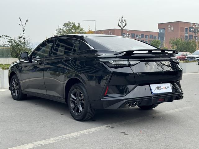 Dongfeng Aeolus Shine 2024 1.5 Turbo 197 Ch Édition Sport