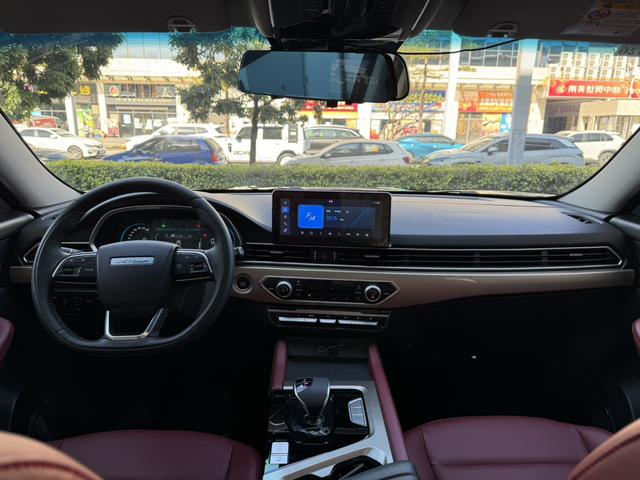 Jetour X70 FL 2024 1.5T DCT Beyond PRO+ 7 places