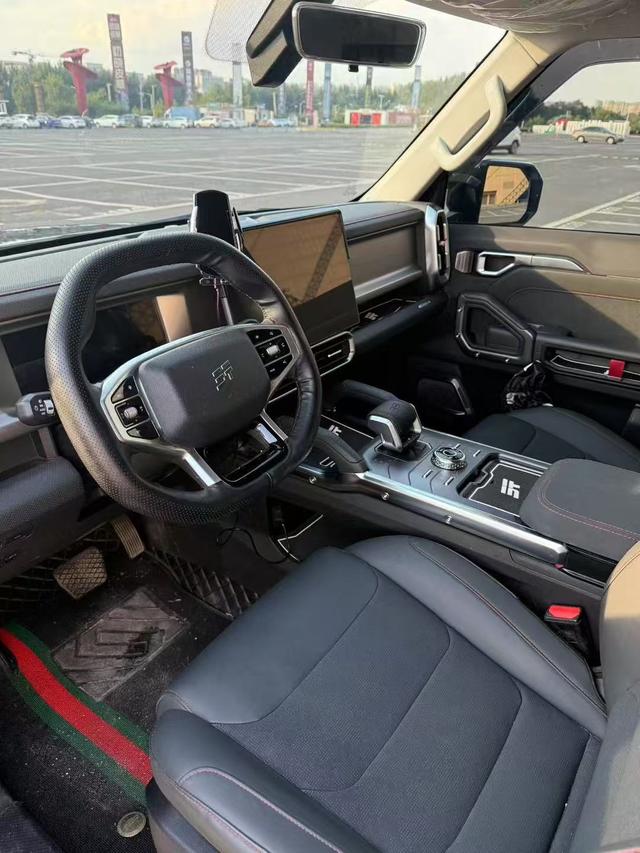 Jetour T2 2023 1.5TD 2WD Discovery PRO Avec Accesoires