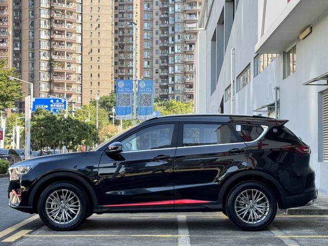 Jetour X70 FL 2024 1.5T DCT Beyond PRO+ 7 places