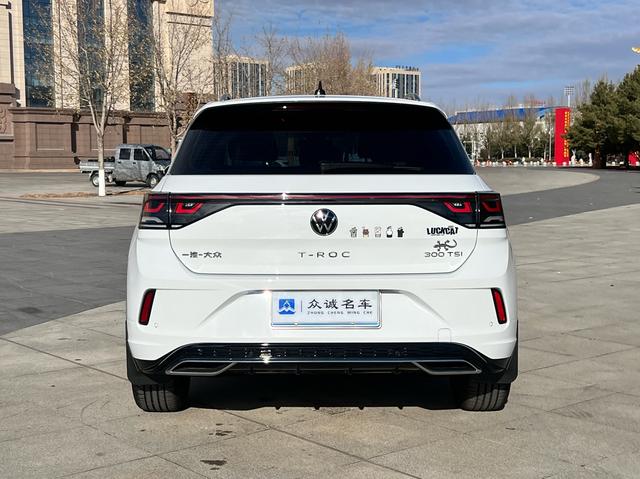 Volkswagen T-Roc R-line 2025 1.5TSI DSG