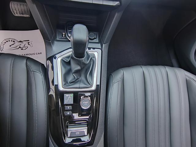 Peugeot 408 2025 1.6T Édition Chasing Light