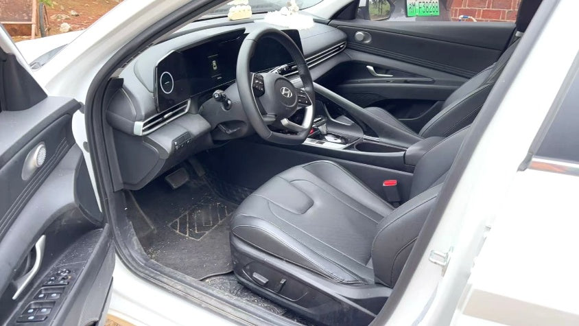 Hyundai Elantra 2024 1.5 TOP Flagship Version Auto