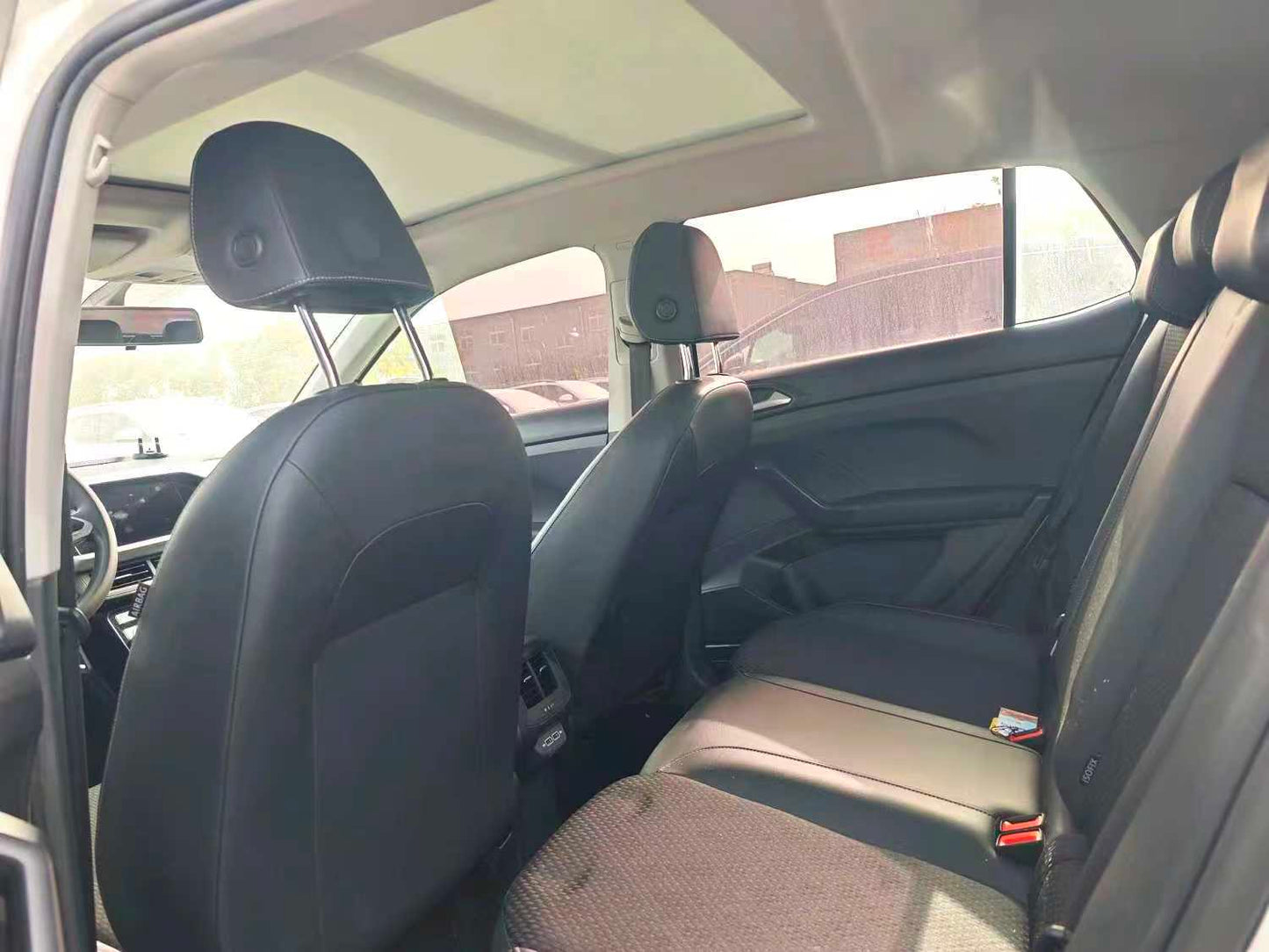 Volkswagen Tacqua 2023 1.2TSI smart link Auto