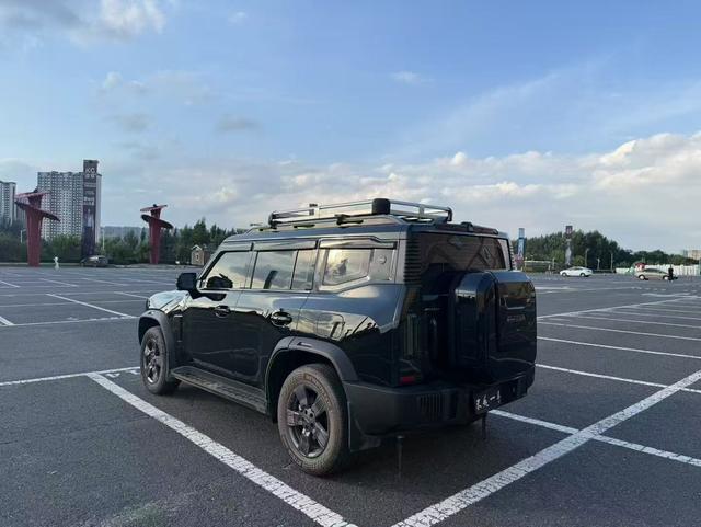 Jetour T2 2023 1.5TD 2WD Discovery PRO Avec Accesoires