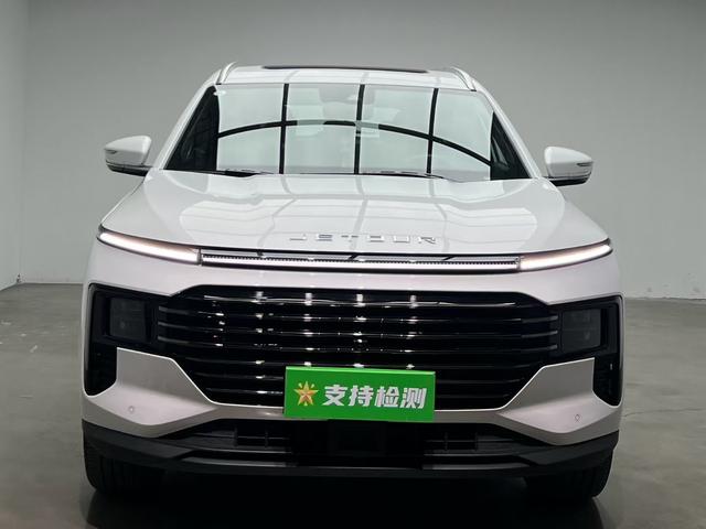 Jetour X70 PLUS 2024 1.5T 7DCT Édition Flagship 5 places Full Options